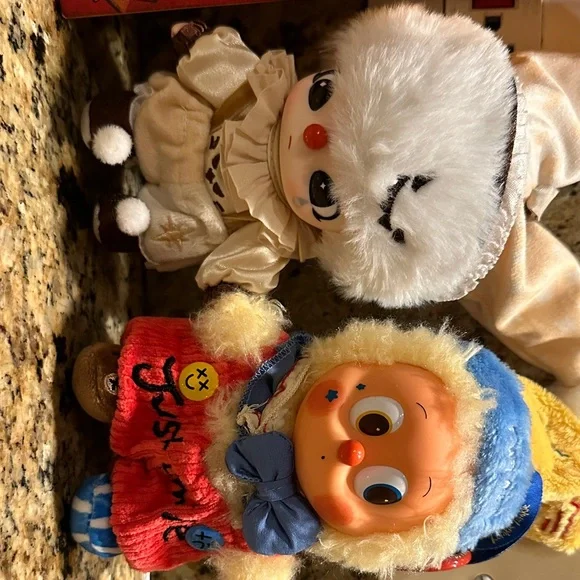 Popmart 2 Dolls and 2 NIB Why So Serious? Pendants, Rainbow Jellybean & Lumino - Picture 2 of 6